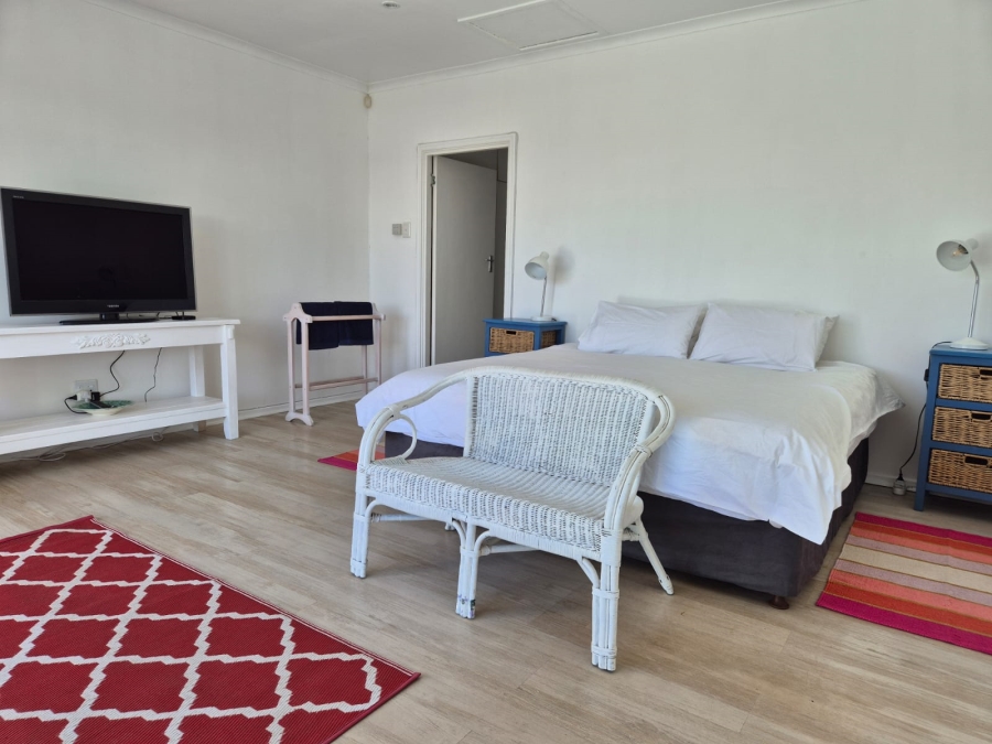 To Let 2 Bedroom Property for Rent in Pringle Bay Western Cape